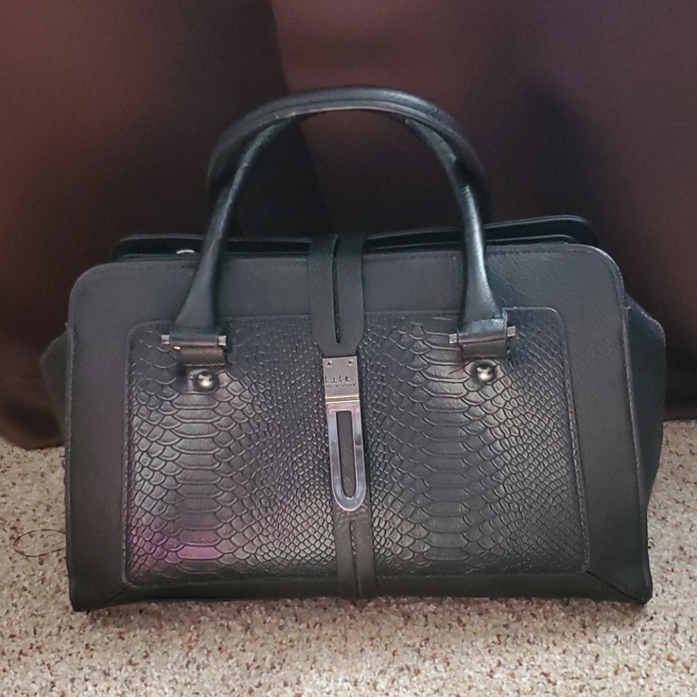 Nicole Miller handbag
